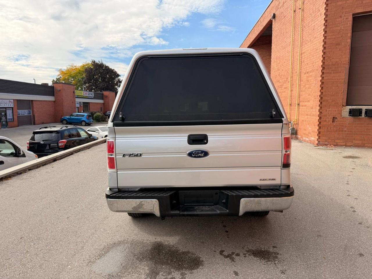 2013 Ford F-150 2WD Regular Cab Styleside 8 Ft Box XLT Photo