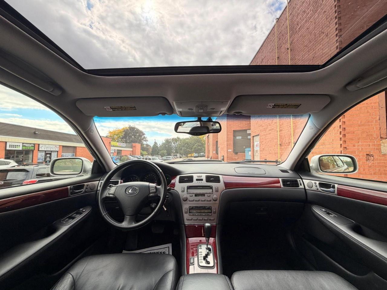 2005 Lexus ES 330 4DR SDN Photo