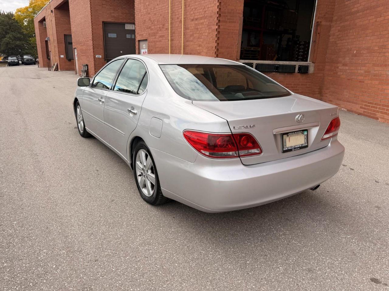 2005 Lexus ES 330 4DR SDN Photo