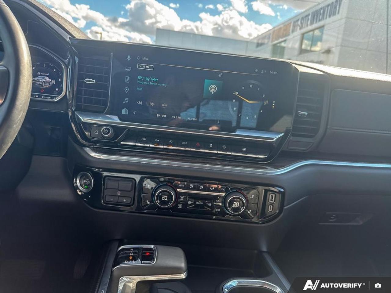2024 Chevrolet Silverado 1500 RST CONVENIENCE PKG | APPLE CARPLAY | KEYLESS ENTRY Photo
