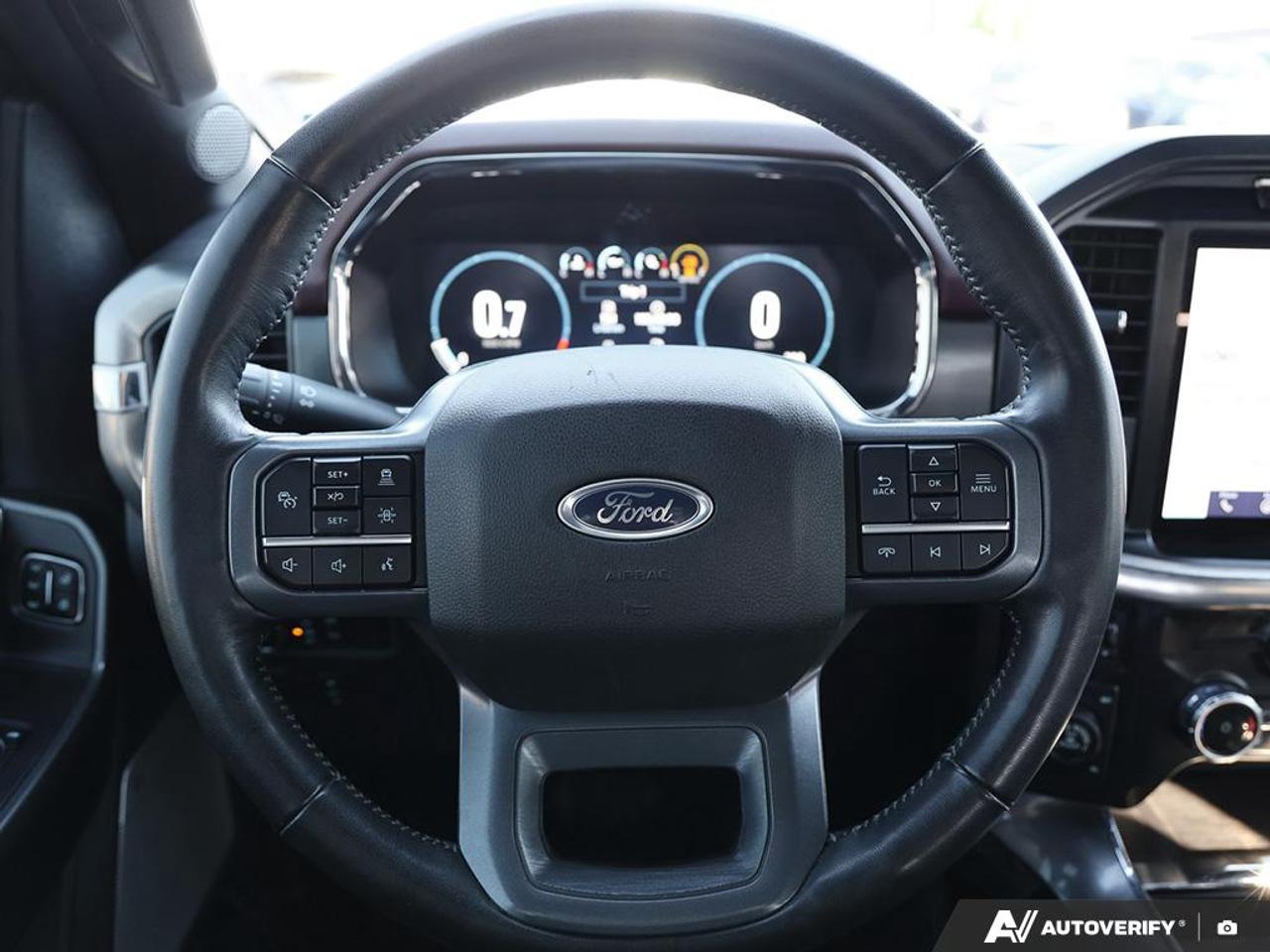 2023 Ford F-150 Lariat NAV | TWIN PANEL MOONROOF | LEATHER INTERIOR Photo