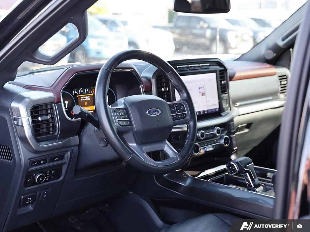 2023 Ford F-150 Lariat NAV | TWIN PANEL MOONROOF | LEATHER INTERIOR Photo