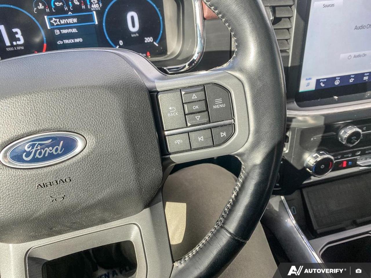 2022 Ford F-150 Lariat 2.7L | TWIN PANEL MOONROOF | POWER TAILGATE Photo