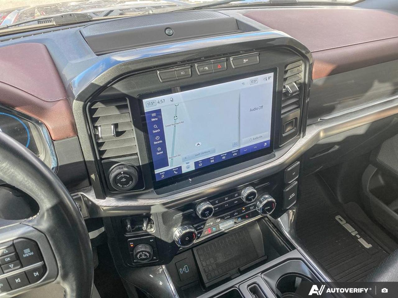 2022 Ford F-150 Lariat 2.7L | TWIN PANEL MOONROOF | POWER TAILGATE Photo