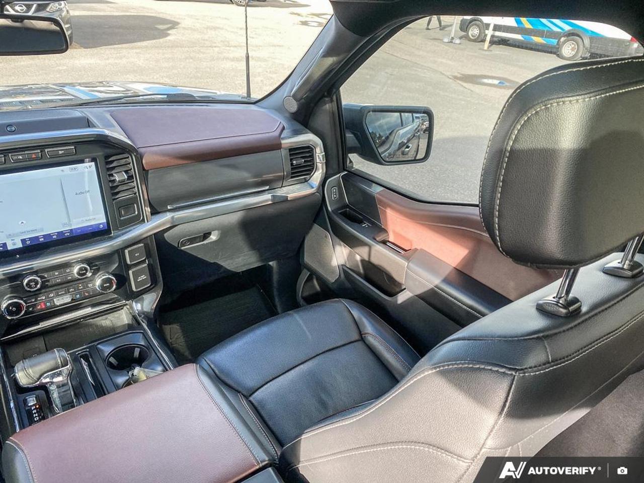 2022 Ford F-150 Lariat 2.7L | TWIN PANEL MOONROOF | POWER TAILGATE Photo