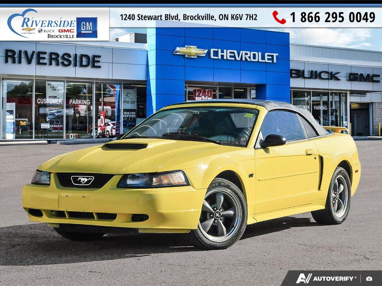2001 Ford Mustang GT Photo0