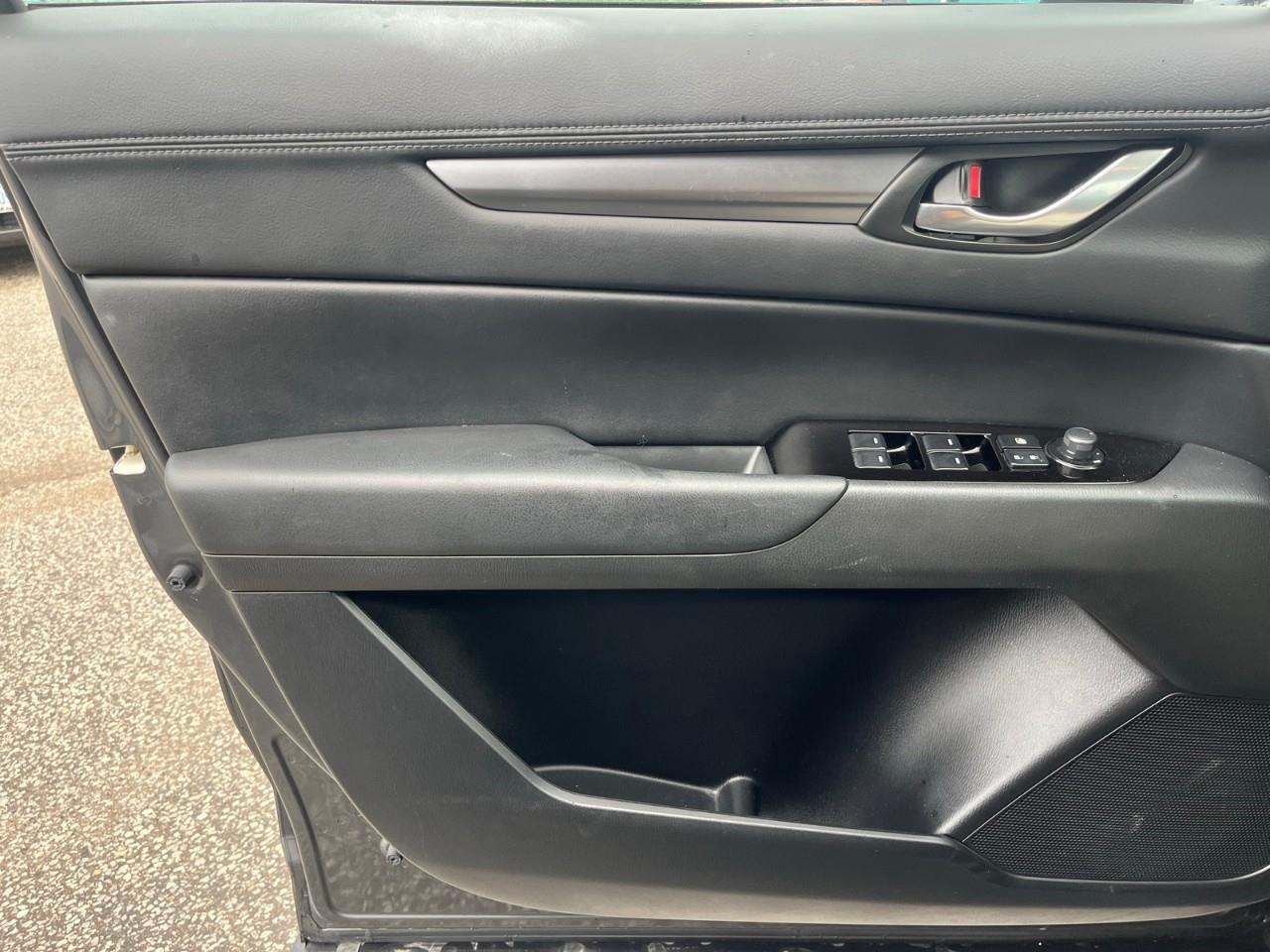 2025 Mazda CX-5 GS Power Liftgate | Dual-Zone Climate Control | Demo Vehicle Photo