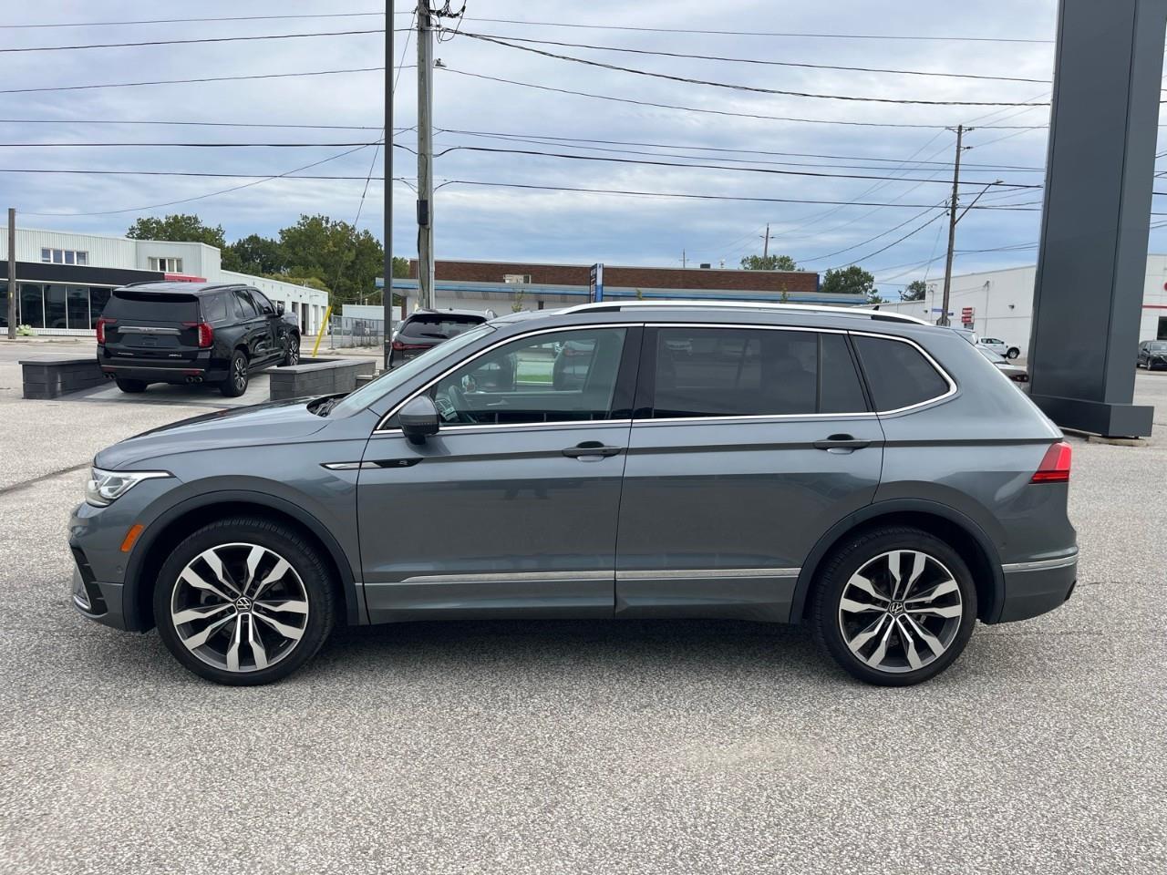 2022 Volkswagen Tiguan Highline R-Line 20 Alloy Wheels | Adaptive Cruise Control | 360° Camera Photo