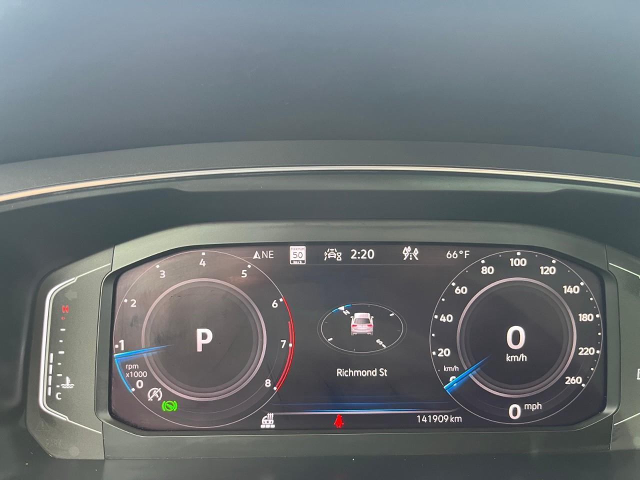 2022 Volkswagen Tiguan Highline R-Line 20 Alloy Wheels | Adaptive Cruise Control | 360° Camera Photo
