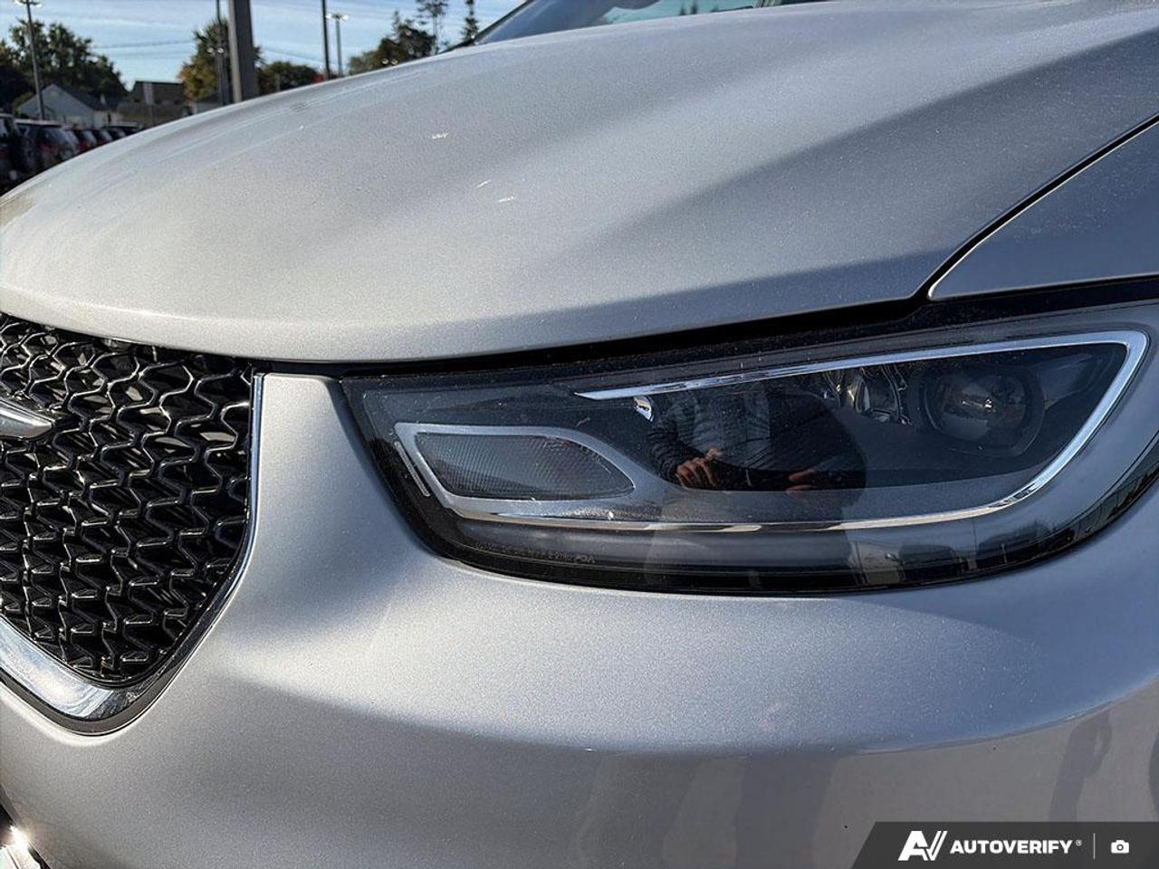 2026 Chrysler Pacifica Limited FULLY LOADED | POWER SUNROOF Photo