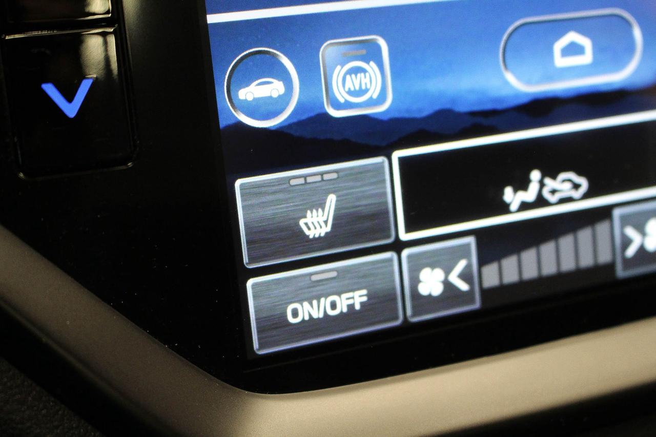 2025 Subaru ASCENT Sport HEATED SEATS - HARMAN KARDON AUDIO - 7 PASSENGER SEATS Photo