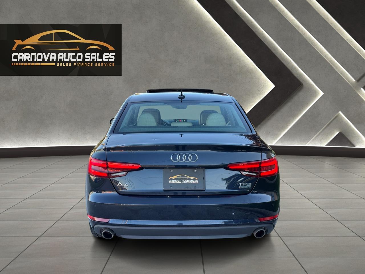 2017 Audi A4 Komfort Quattro AWD+CLEAN CARFAX+LOW KMS! Photo