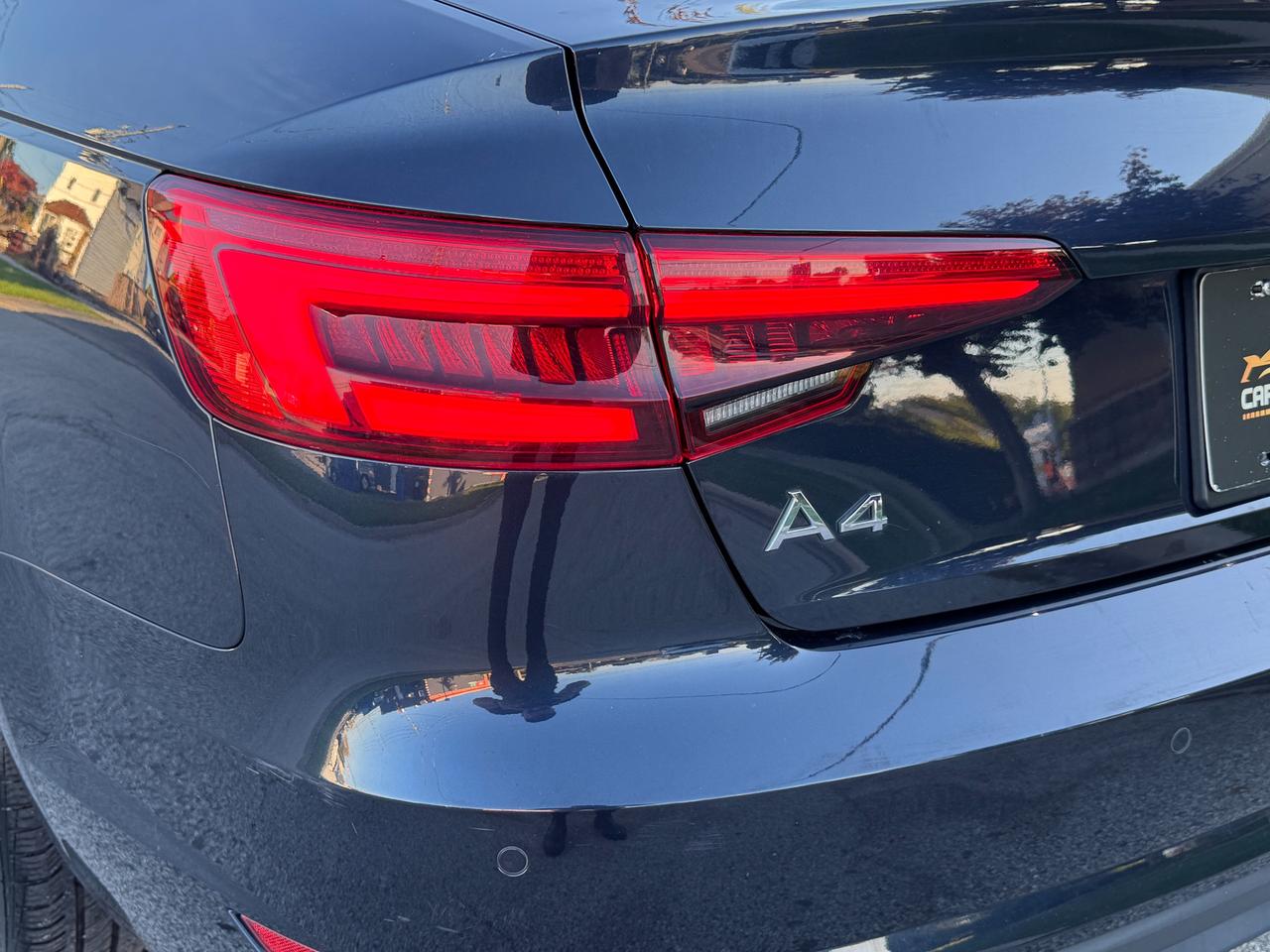 2017 Audi A4 Komfort Quattro AWD+CLEAN CARFAX+LOW KMS! Photo