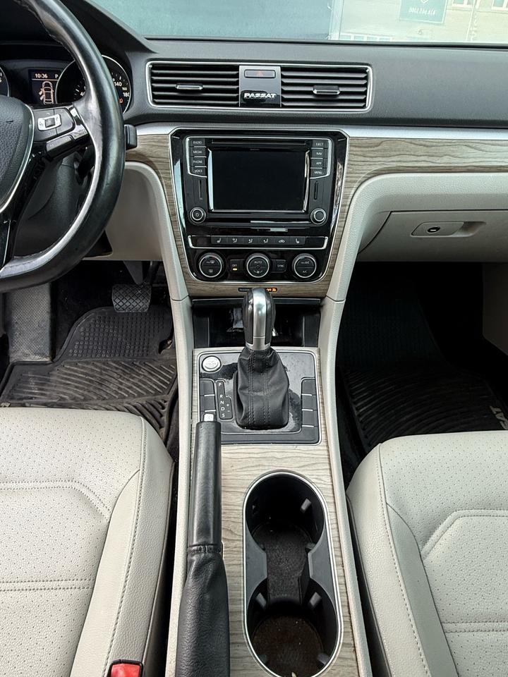2018 Volkswagen Passat COMFORTLINE Photo