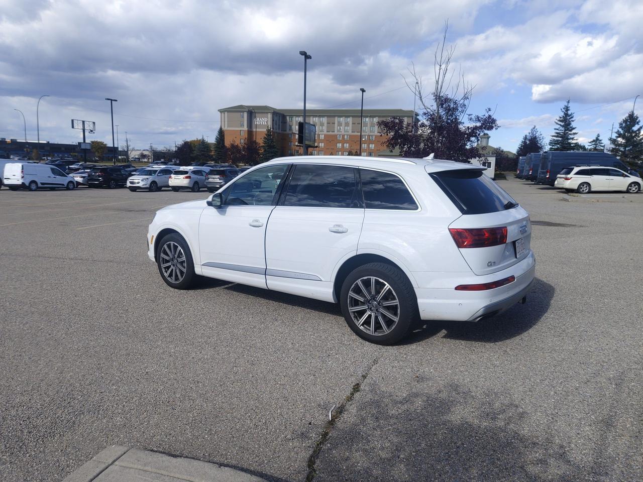 2019 Audi Q7 Technik Photo