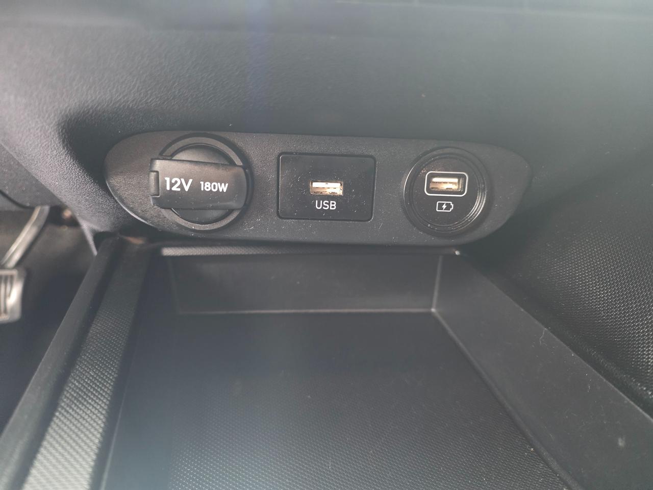 2023 Hyundai Elantra Preferred Photo