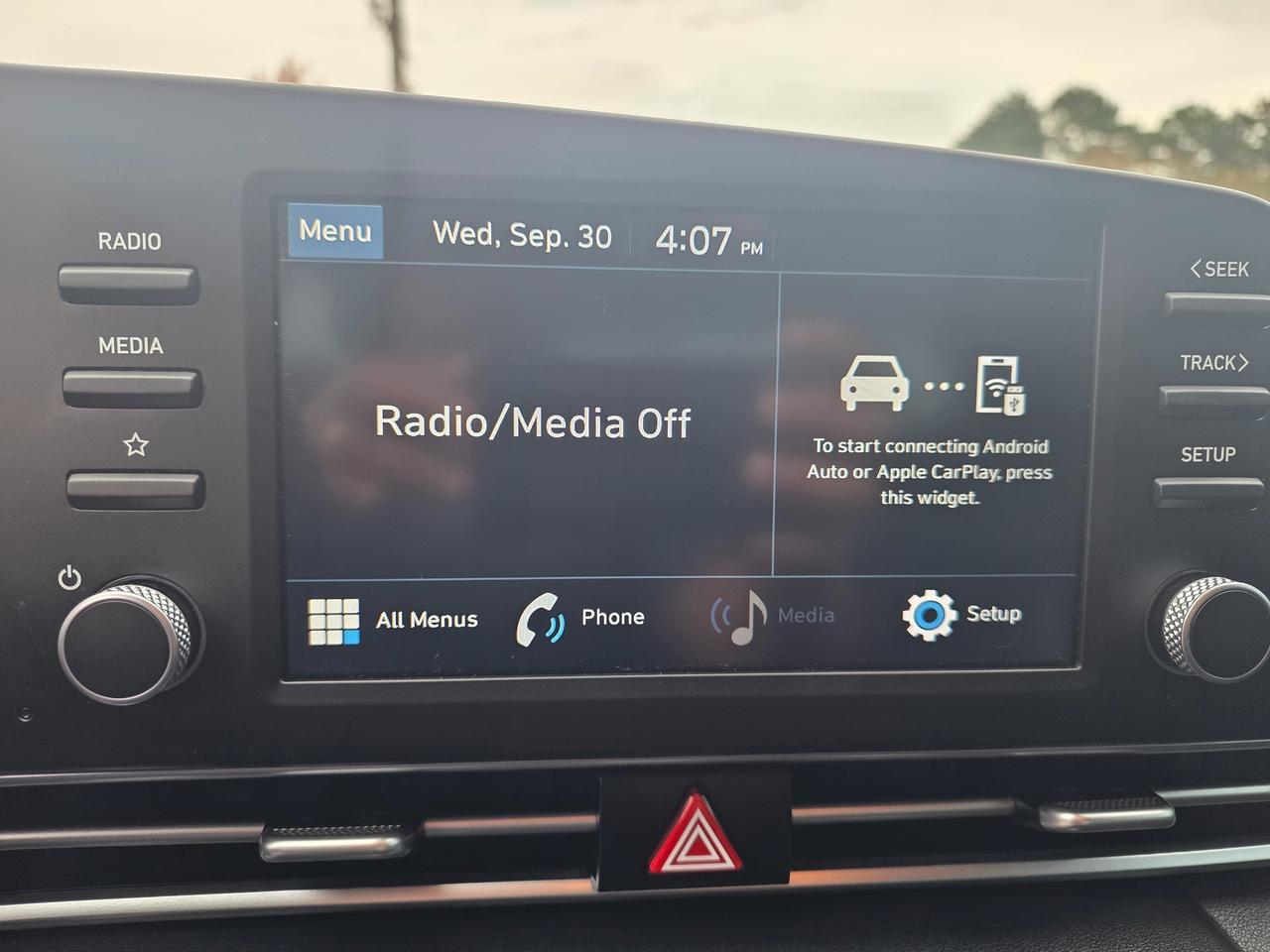 2023 Hyundai Elantra Preferred Photo