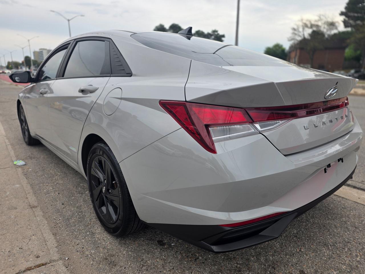 2023 Hyundai Elantra Preferred Photo