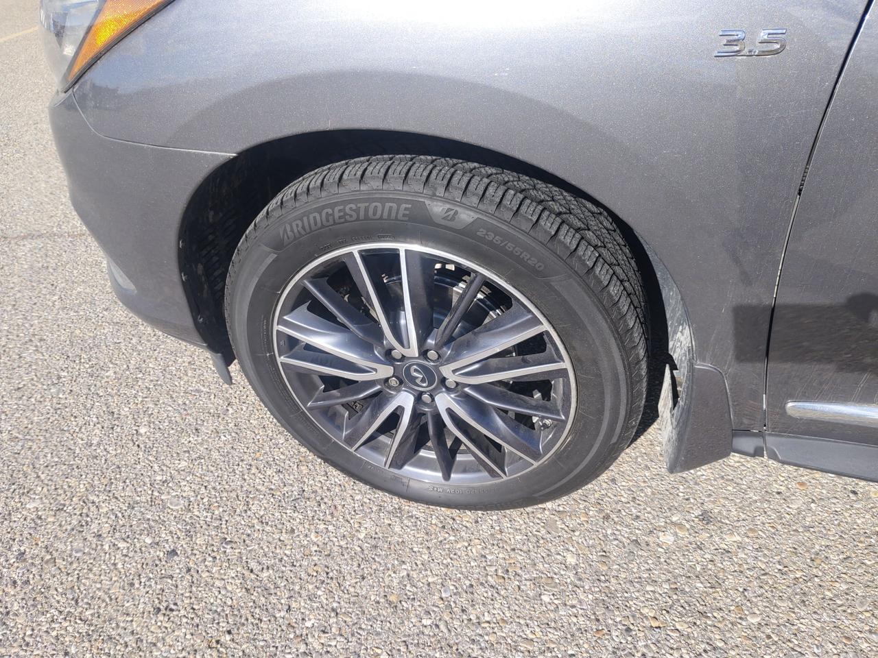 2017 Infiniti QX60  Photo