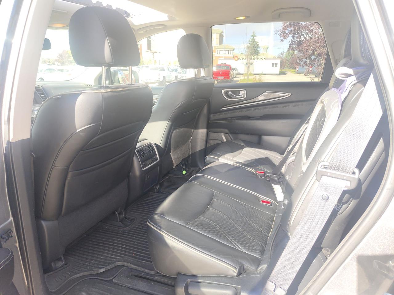2017 Infiniti QX60  - Photo #11