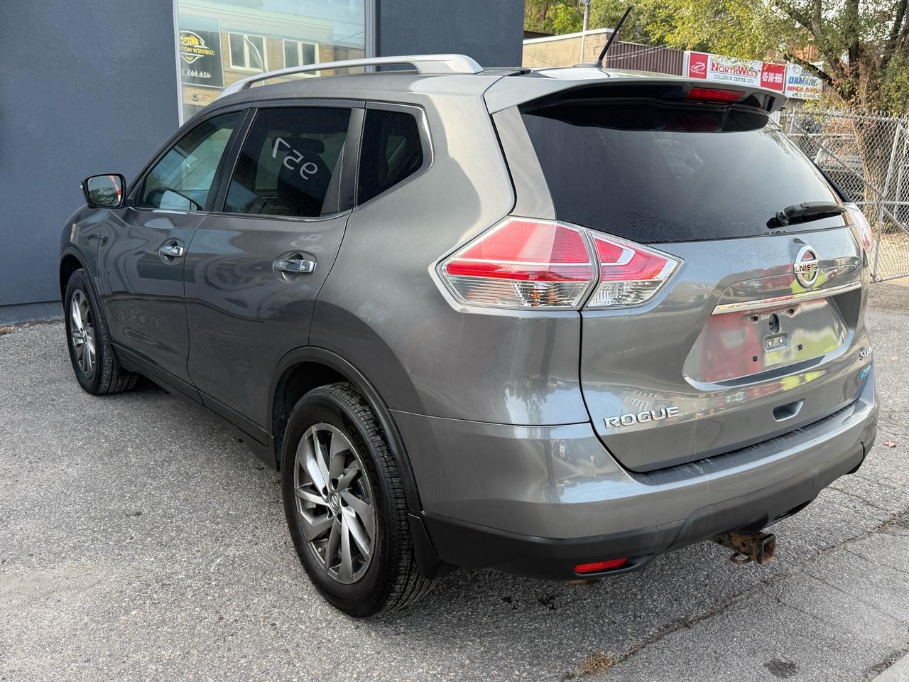 2015 Nissan Rogue AWD 4dr S Photo