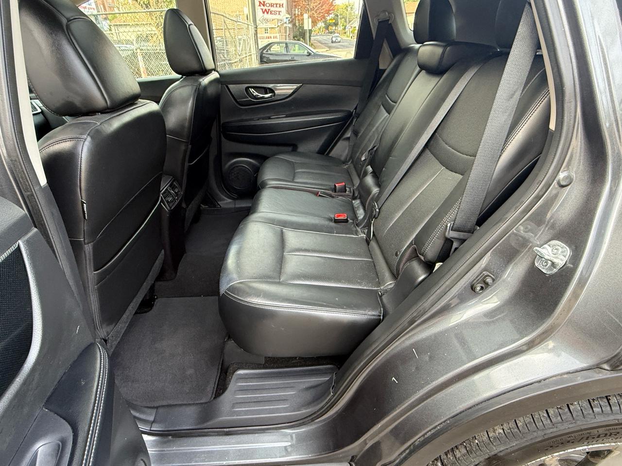 2015 Nissan Rogue AWD 4dr S Photo