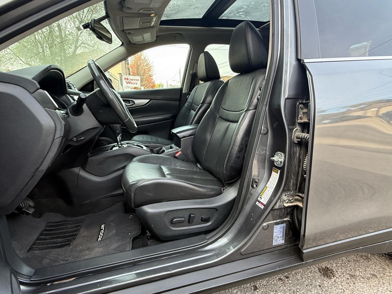 2015 Nissan Rogue AWD 4dr S Photo