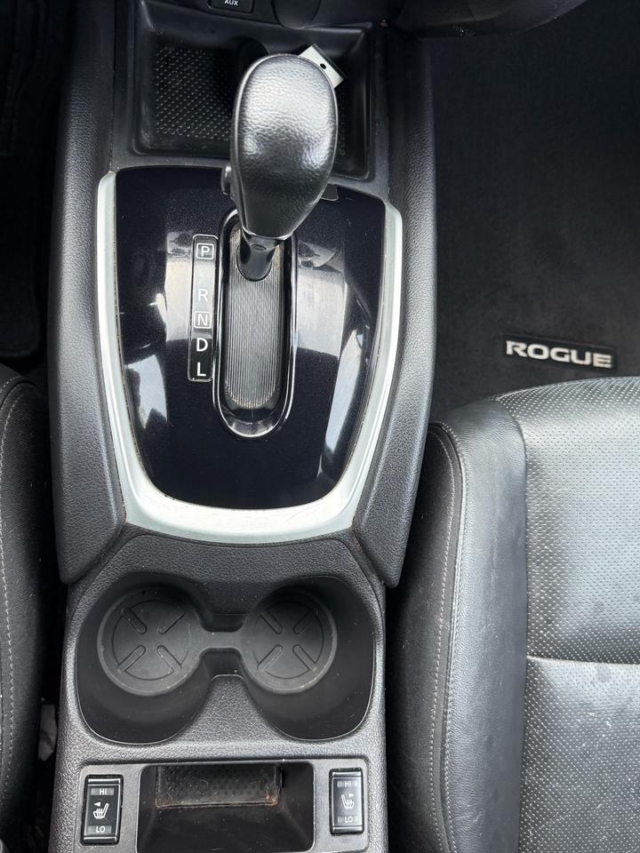 2015 Nissan Rogue AWD 4dr S Photo