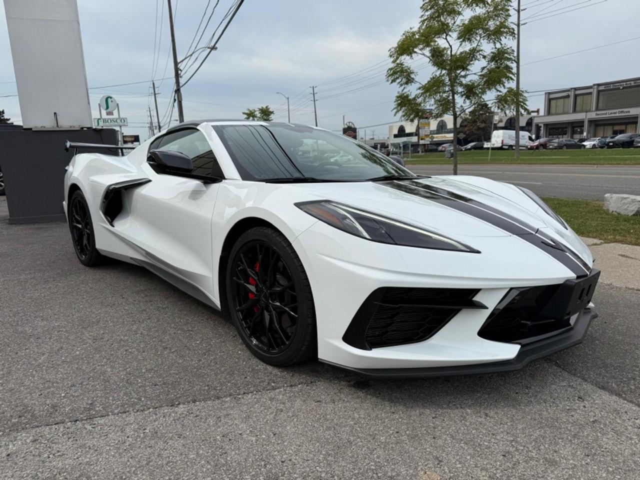 2023 Chevrolet Corvette STINGRAY 2LT /FRONT LIFT /CLEAR ROOF /BOSE - Photo #4