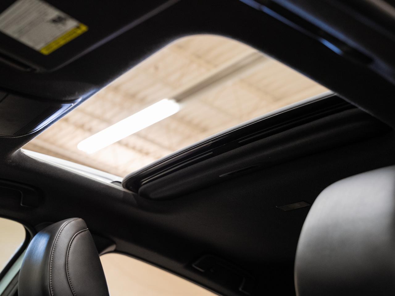2021 Mazda MAZDA3 SPORT GT | Leather | Sunroof | HUD | BSM | CarPlay Photo