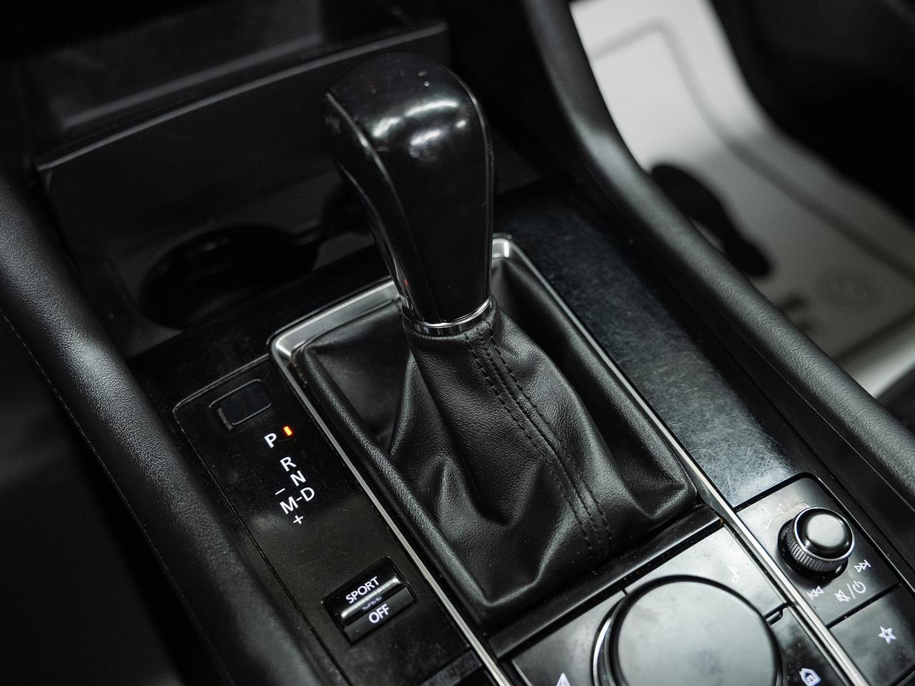 2021 Mazda MAZDA3 SPORT GT | Leather | Sunroof | HUD | BSM | CarPlay Photo