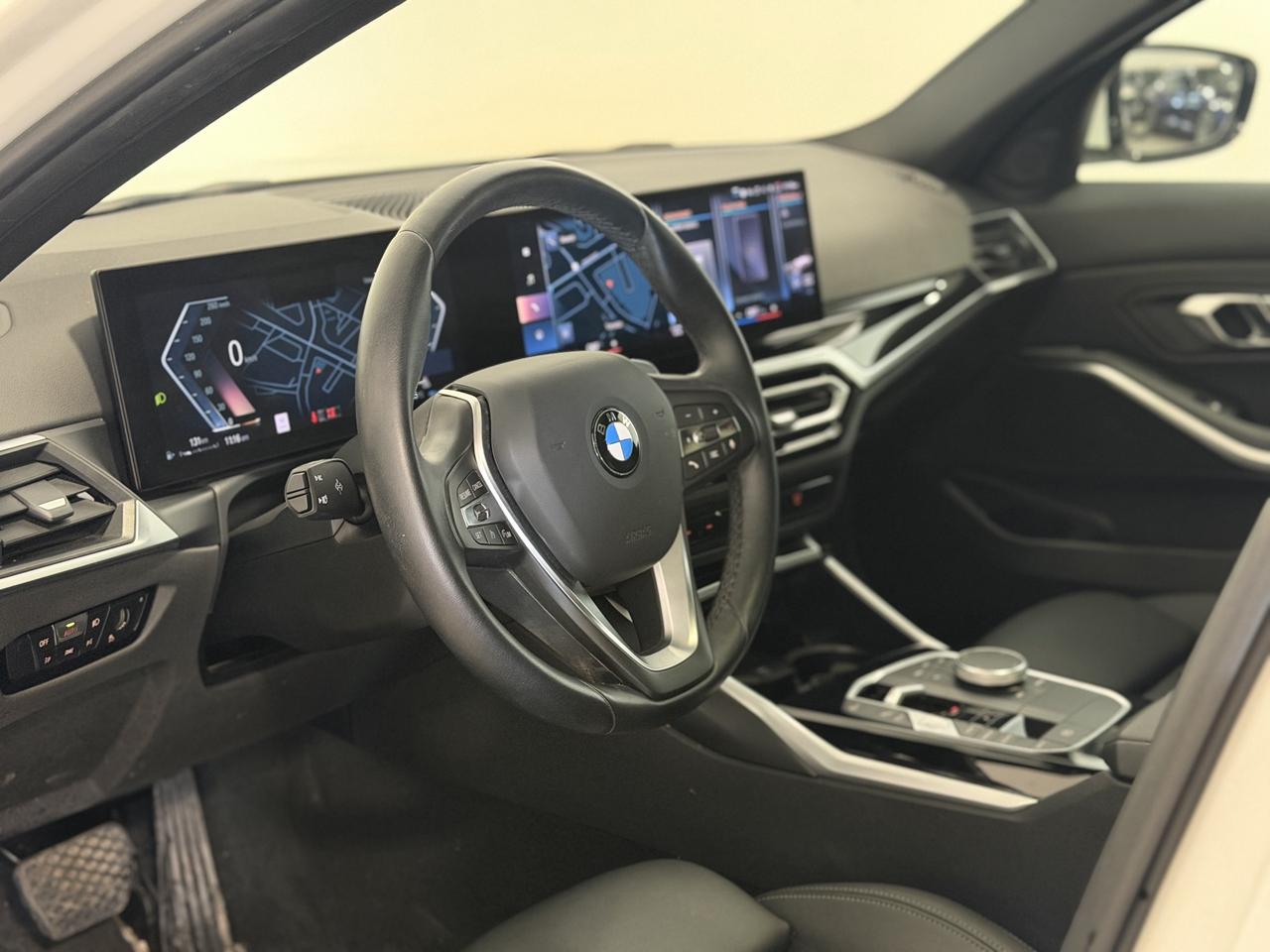 2023 BMW 3 Series 330i xDrive | WIRELESS CARPLAY | NAVI | LEATHER Photo