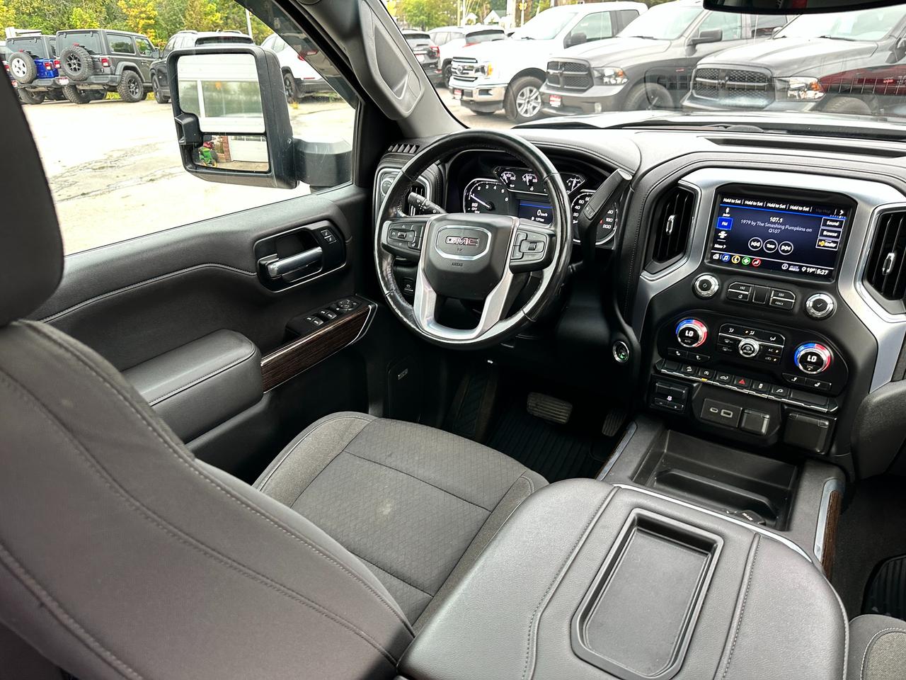 2020 GMC Sierra 1500 Elevation4x4 Sunroof HTD-Cloth XM CarPlay BOSE A/C Photo
