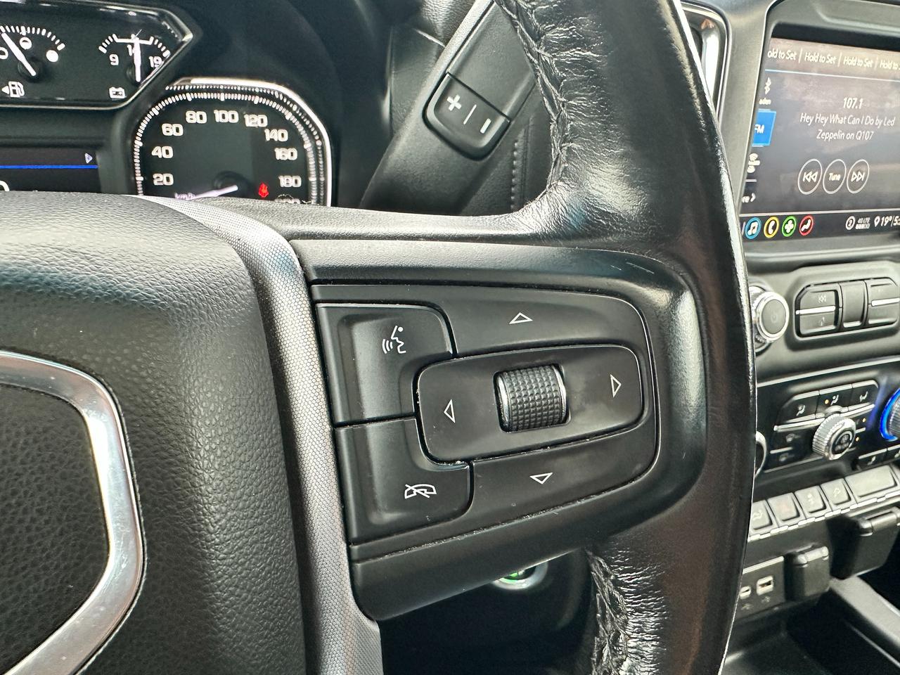 2020 GMC Sierra 1500 Elevation4x4 Sunroof HTD-Cloth XM CarPlay BOSE A/C Photo