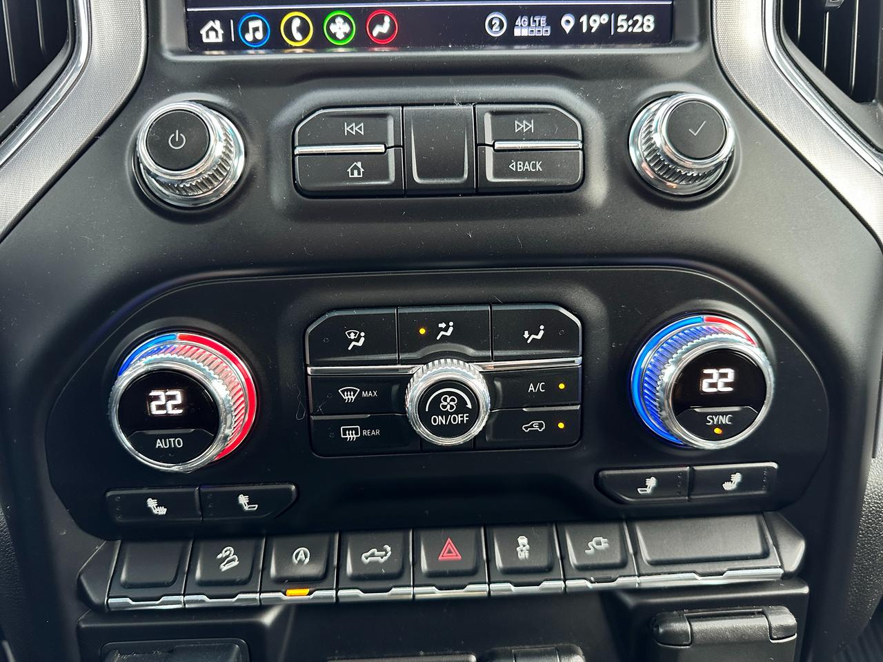 2020 GMC Sierra 1500 Elevation4x4 Sunroof HTD-Cloth XM CarPlay BOSE A/C Photo