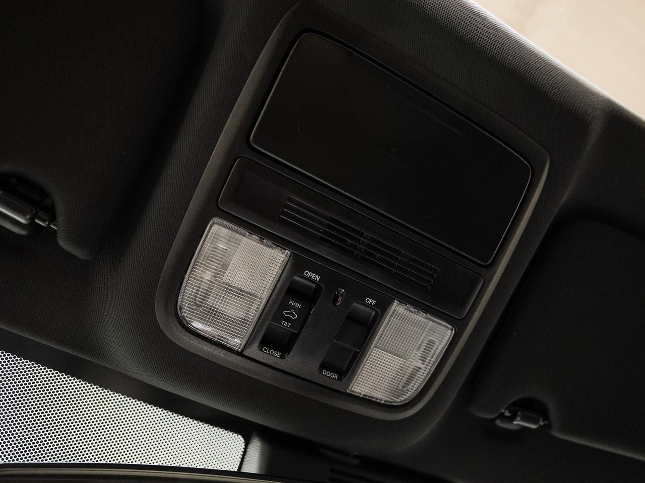2019 Honda Accord SPORT | Sunroof | Leather | BSM | CarPlay Photo