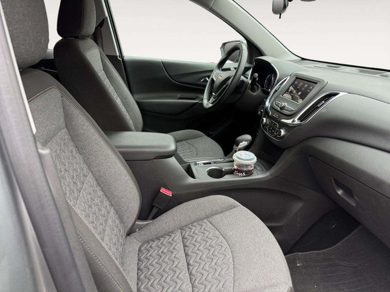 2023 Chevrolet Equinox AWD LT Photo