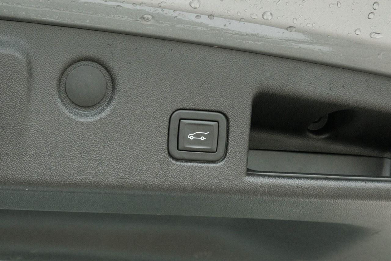 2023 Chevrolet Equinox AWD LT Photo