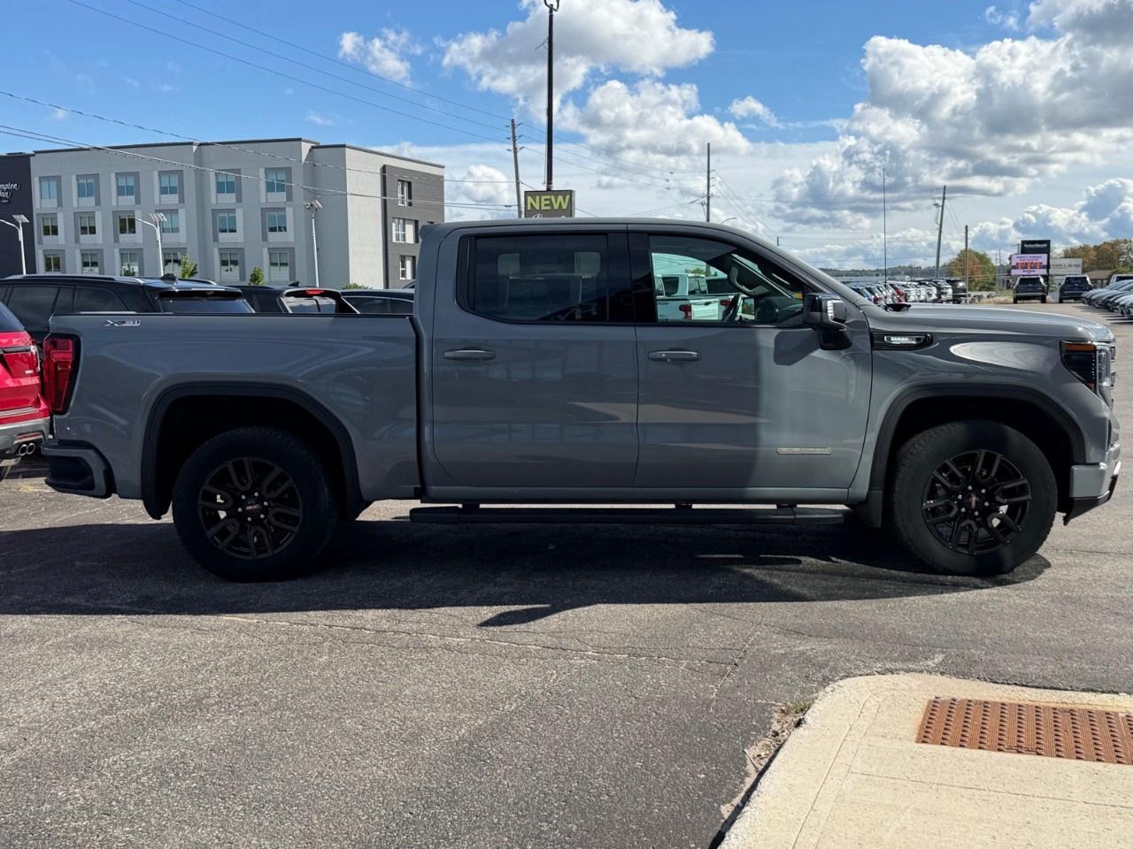 2024 GMC Sierra 1500 Crew Cab Short Box 4-Wheel Drive Elevation Photo