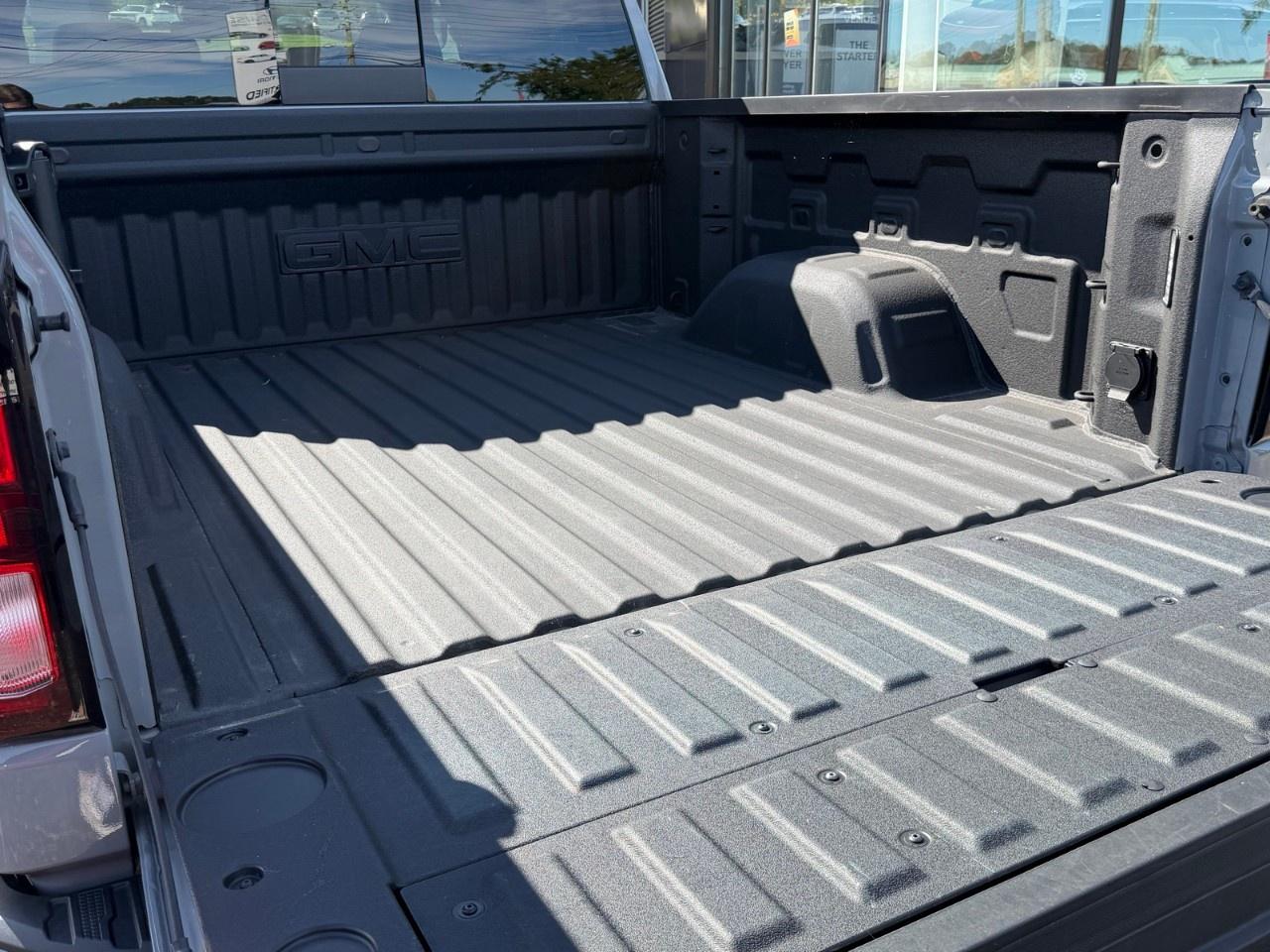 2024 GMC Sierra 1500 Crew Cab Short Box 4-Wheel Drive Elevation Photo