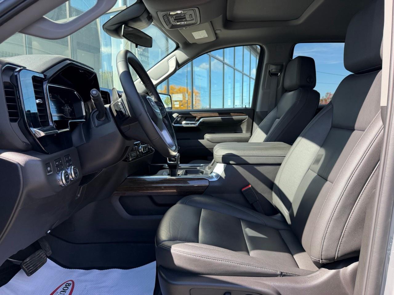 2024 GMC Sierra 1500 Crew Cab Short Box 4-Wheel Drive Elevation Photo