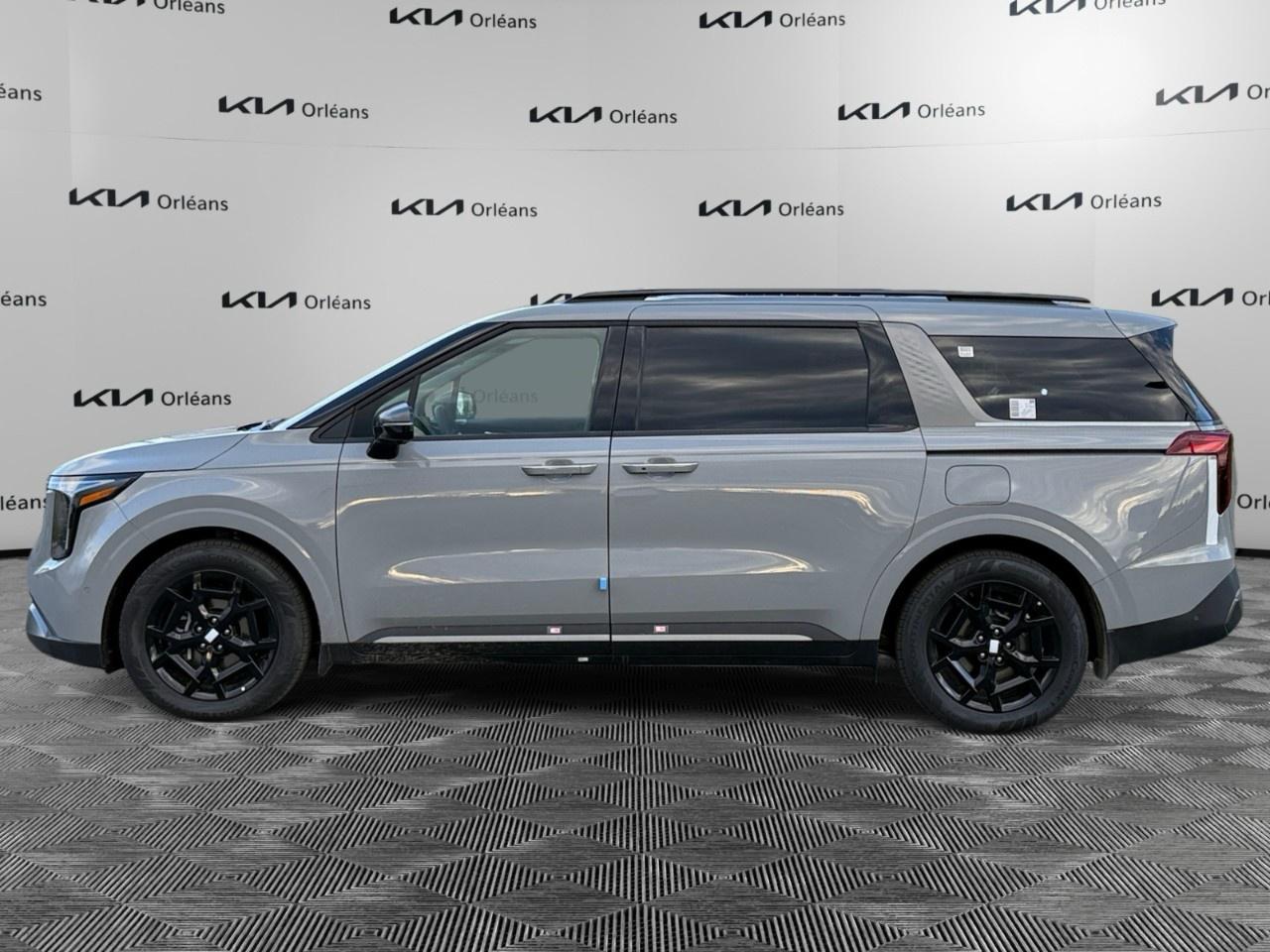 2027 Kia Carnival SX FWD Photo1
