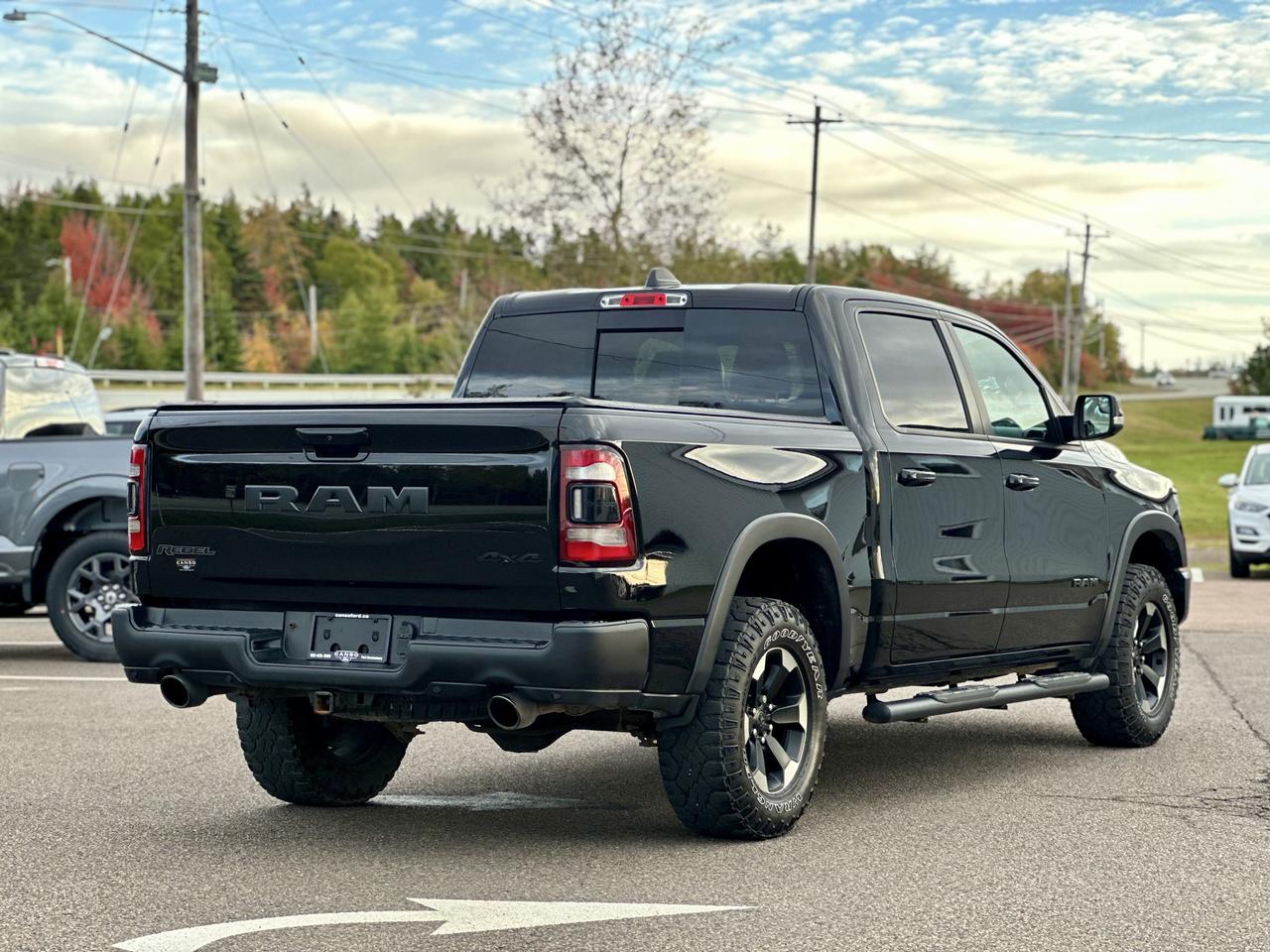 2022 Dodge Ram 1500 REBEL REBEL 4WD W/TONNEAU COVER Photo4