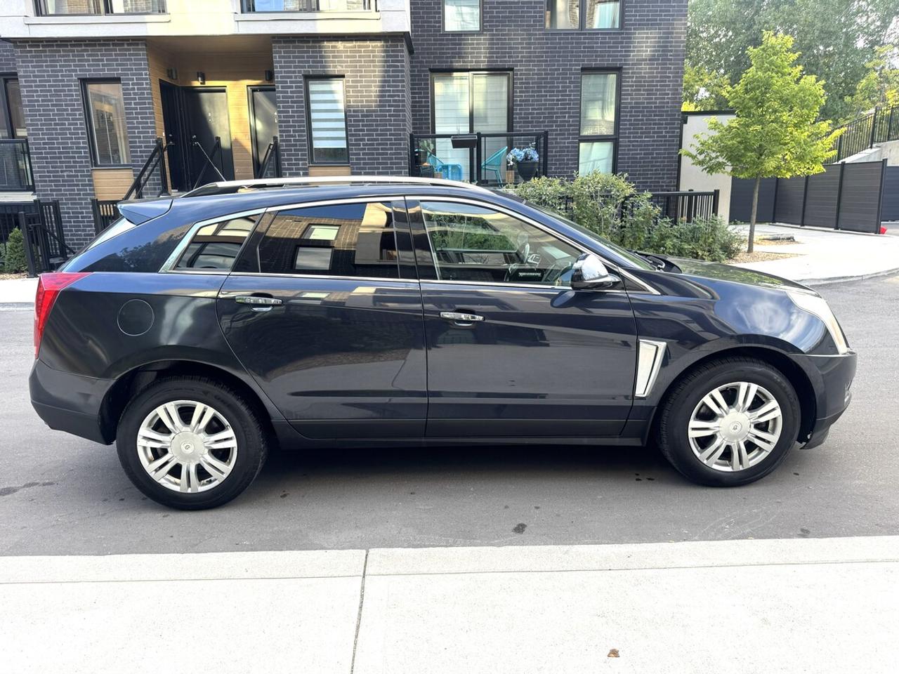 2014 Cadillac SRX Luxury Photo