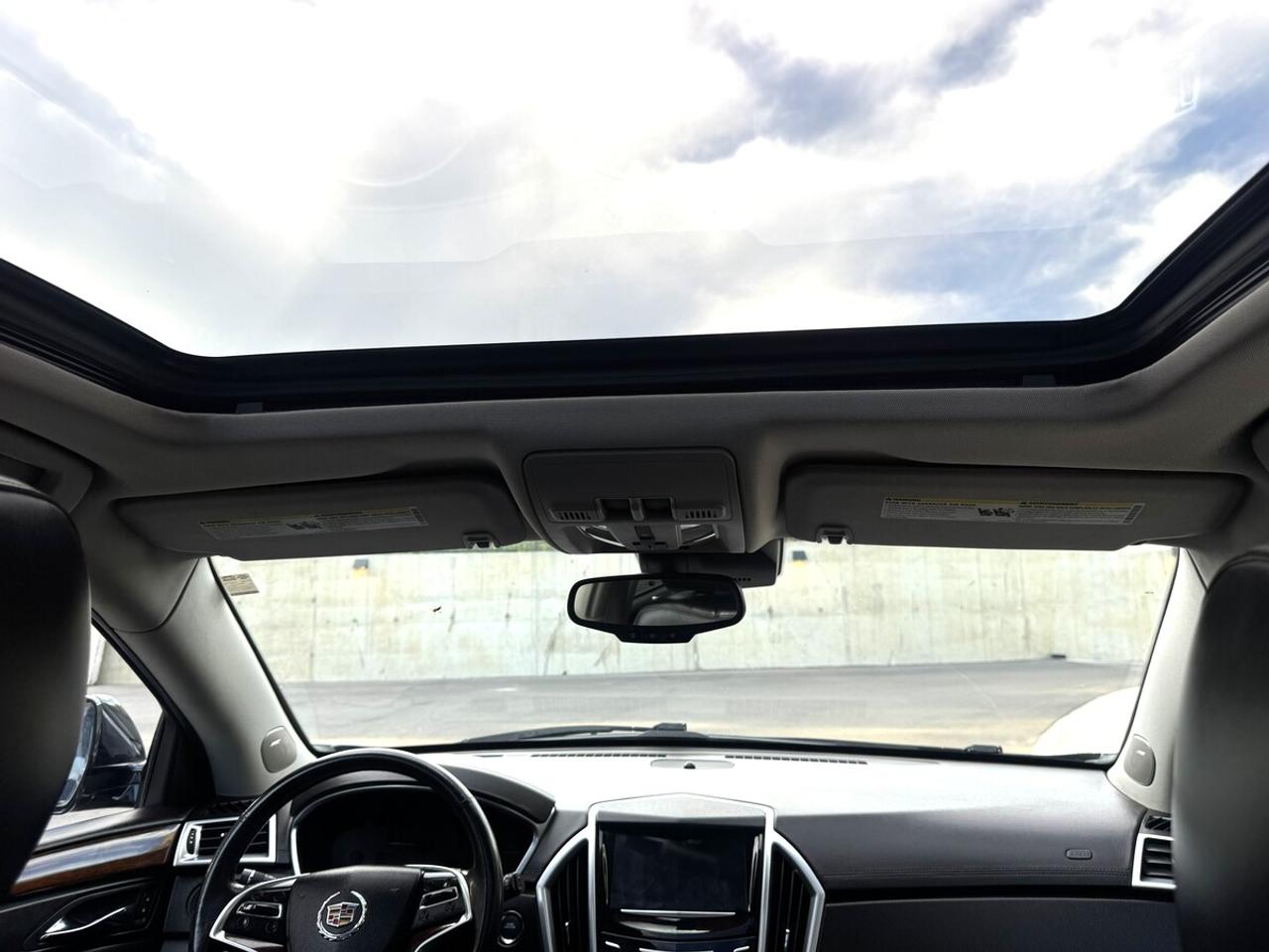 2014 Cadillac SRX Luxury Photo