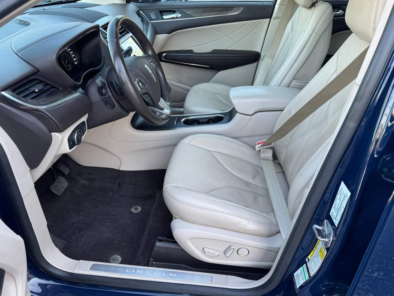 2018 Lincoln MKC AWD Reserve+CLEAN CARFAX+Service Records Since New Photo