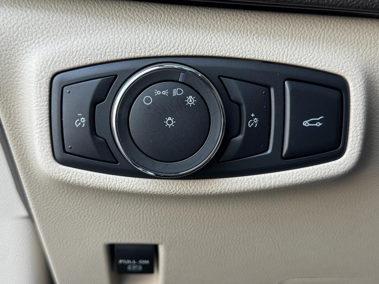 2018 Lincoln MKC AWD Reserve+CLEAN CARFAX+Service Records Since New Photo