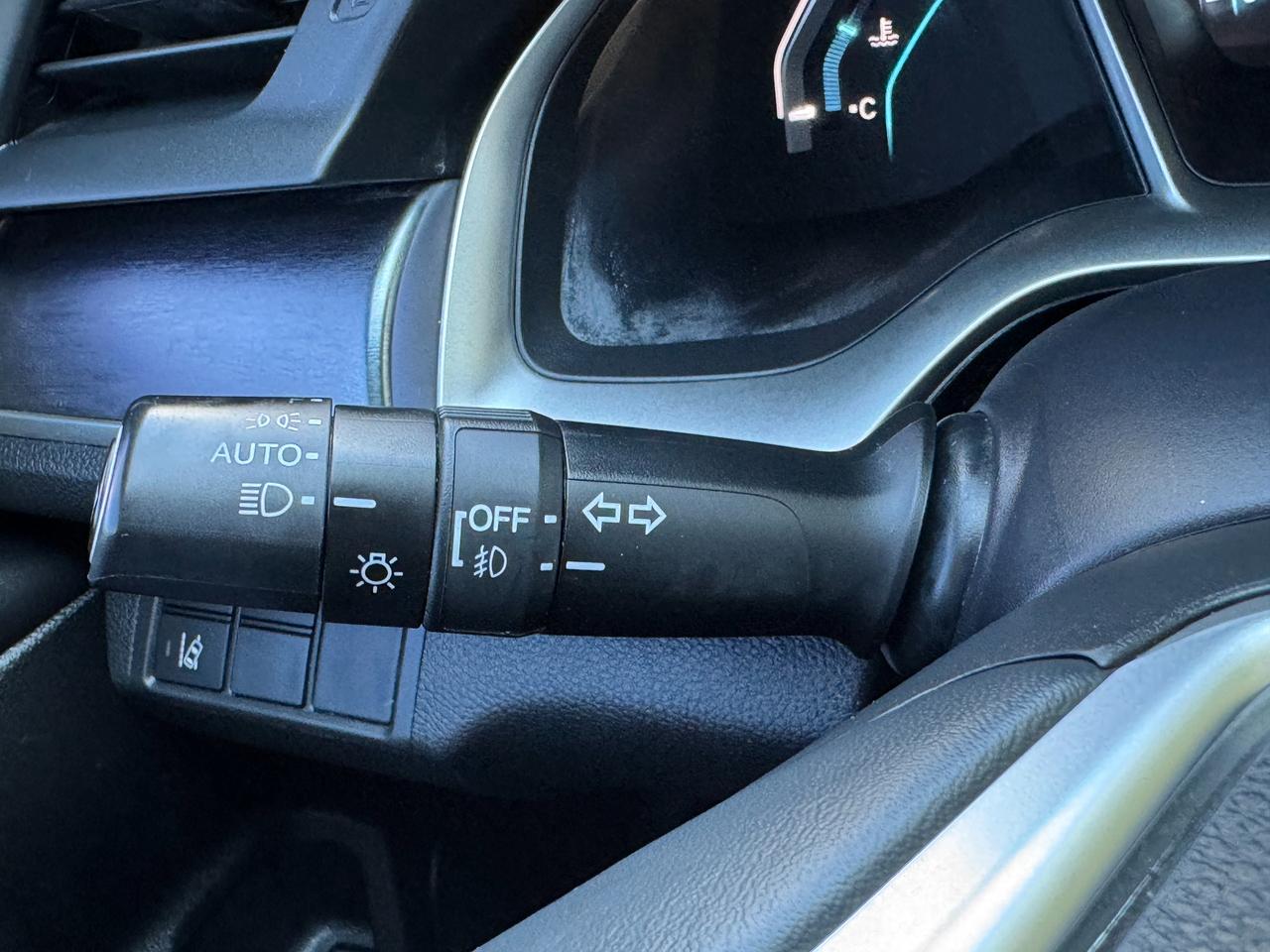 2016 Honda Civic Touring+Leather+Roof+GPS+Adaptive Crise+LKA Photo