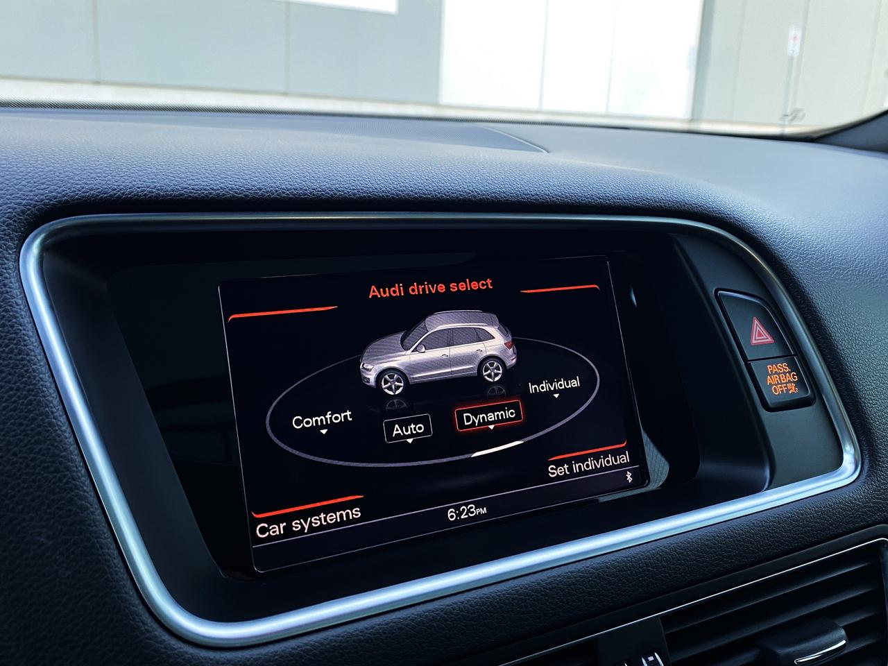 2017 Audi Q5 2.0T-QUATTRO-S-LINE SPORT PKG-NAV-CAMERA-PANO ROOF Photo