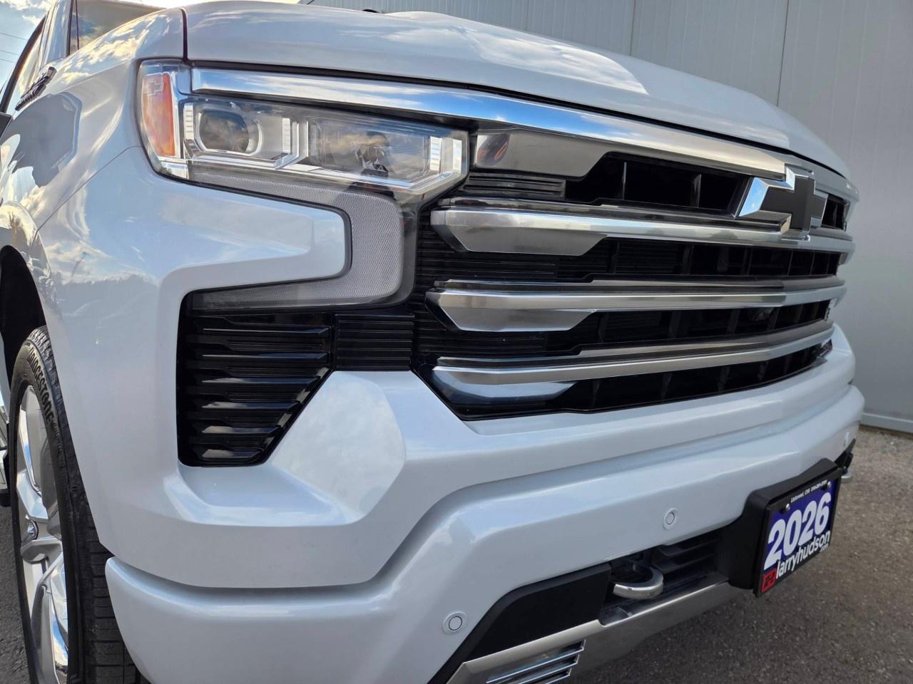 2026 Chevrolet Silverado 1500 Crew Cab Short Box 4-Wheel Drive High Country Photo